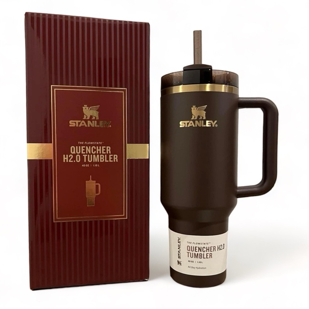 NWT Stanley Limited Edition
Chocolate Gold 40 oz Quencher H2.0
FlowState